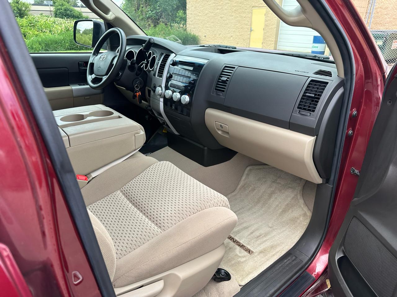 Toyota Tundra SR5 Double Cab 5.7L 4WD 2008