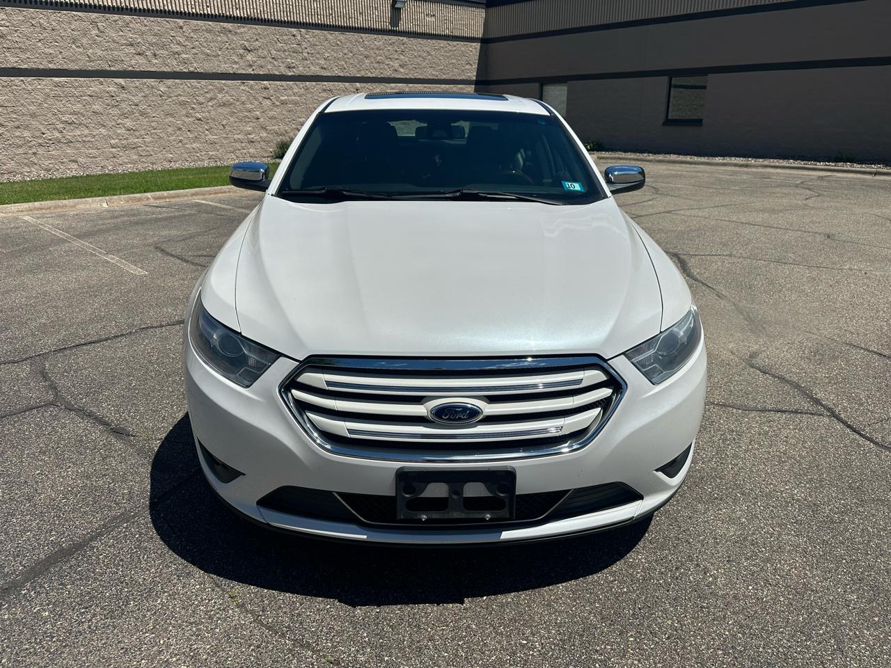 Ford Taurus Limited AWD 2014