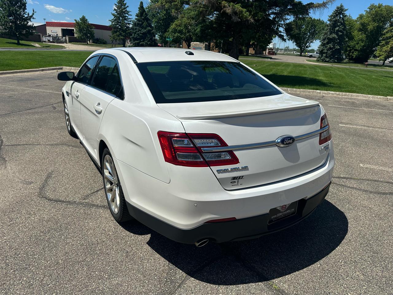 Ford Taurus Limited AWD 2014