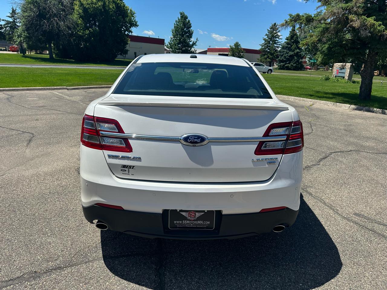 Ford Taurus Limited AWD 2014
