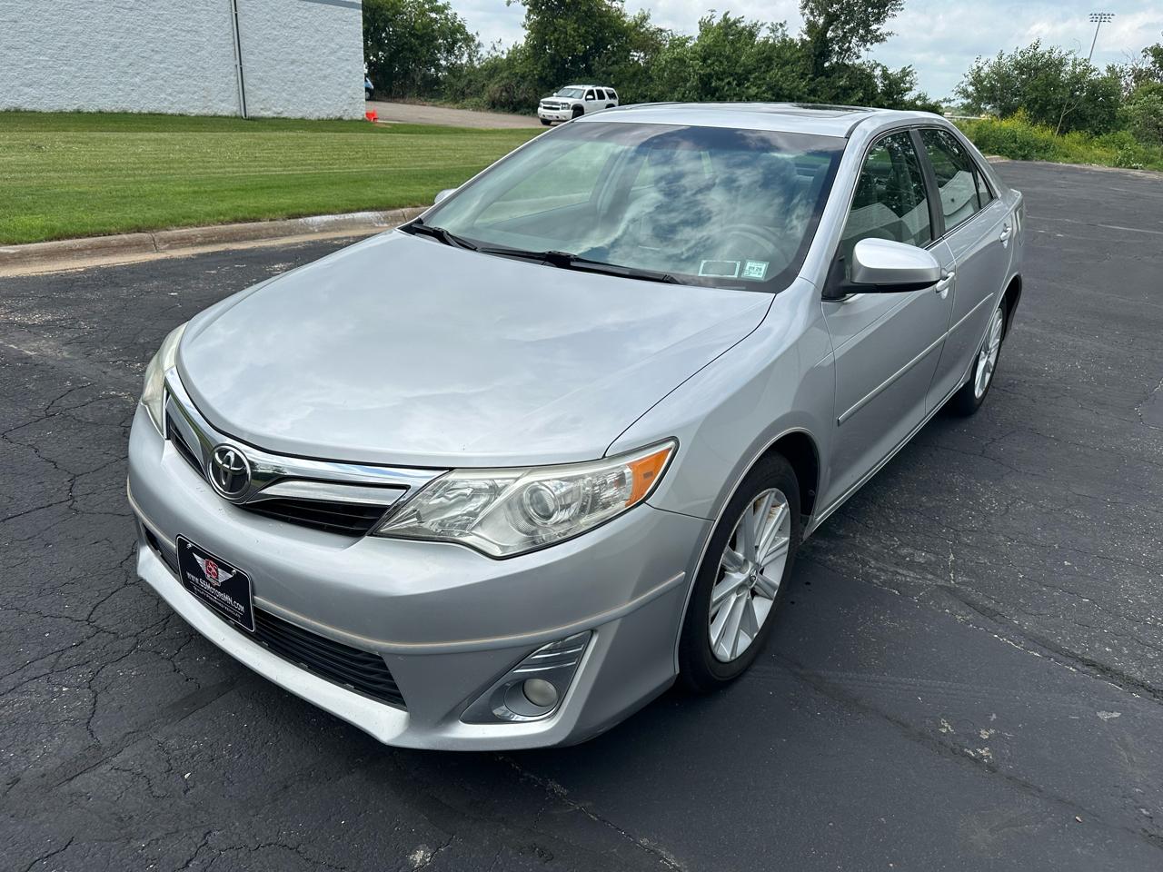 Toyota Camry XLE V6 2012
