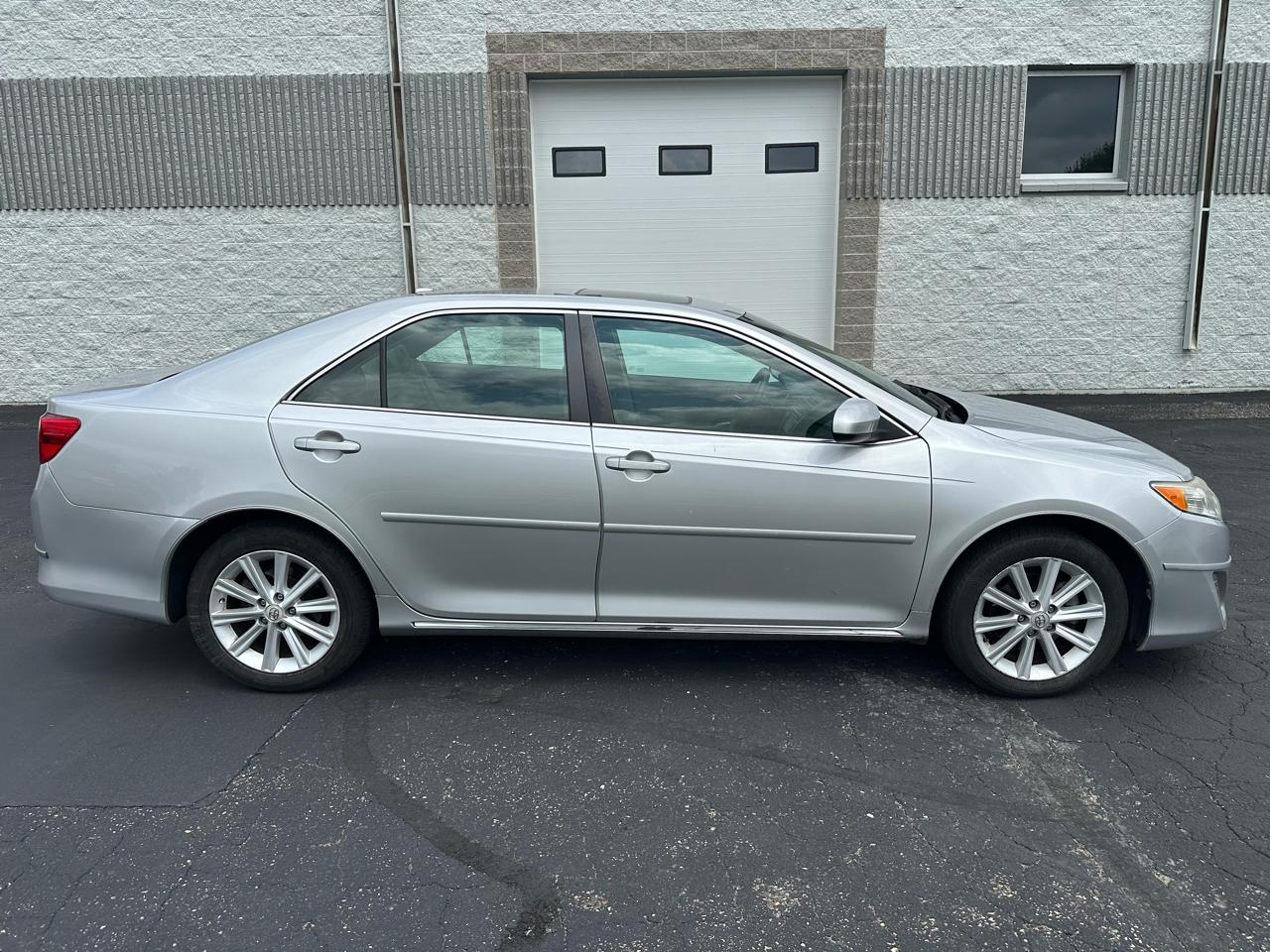 Toyota Camry XLE V6 2012