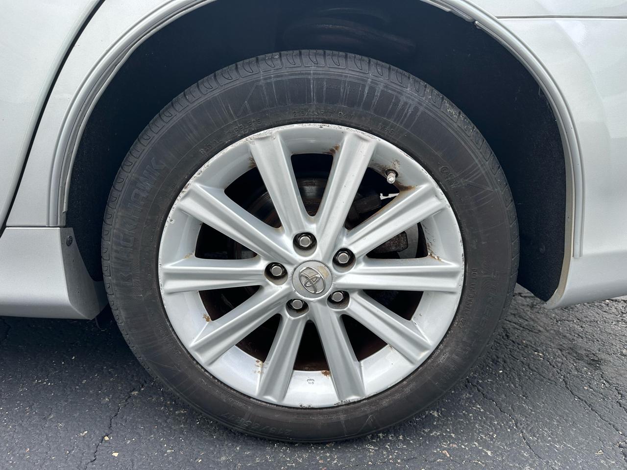 Toyota Camry XLE V6 2012