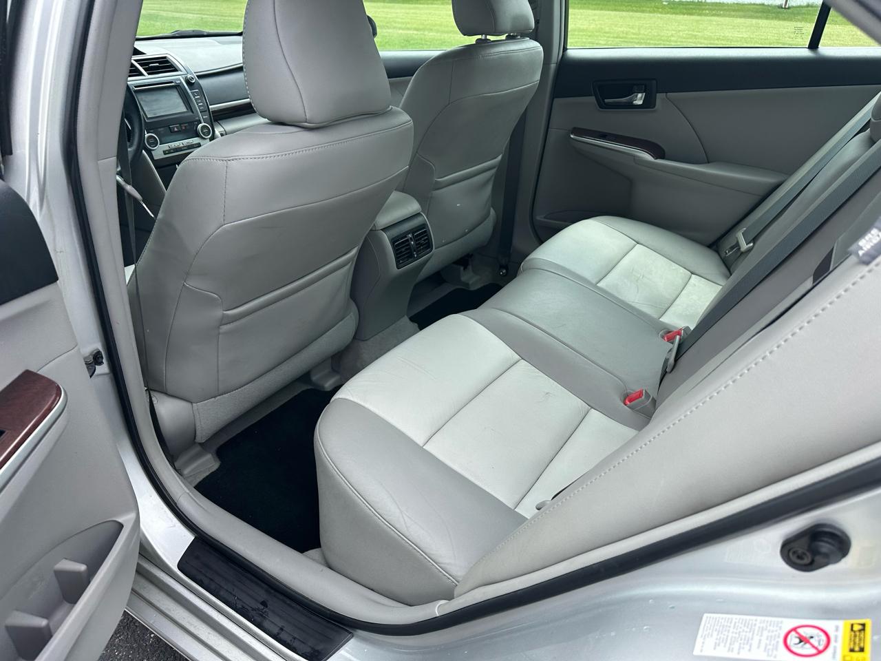 Toyota Camry XLE V6 2012