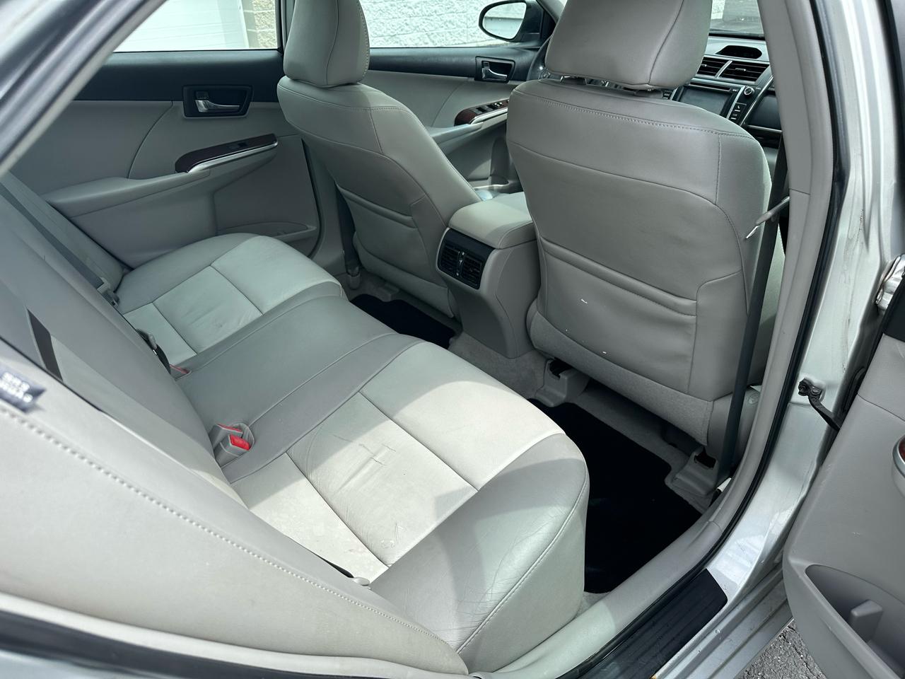 Toyota Camry XLE V6 2012