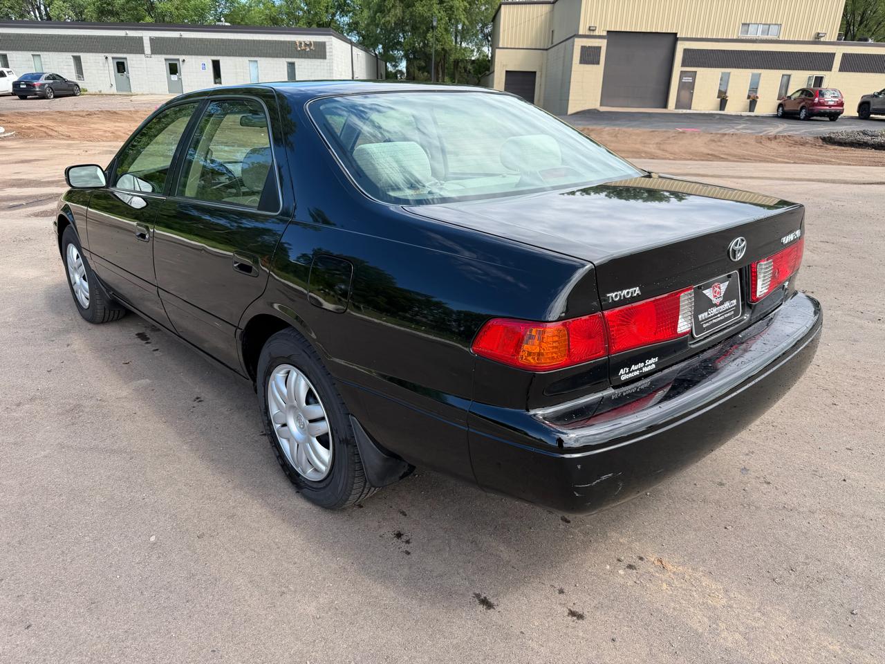Toyota Camry LE V6 2000