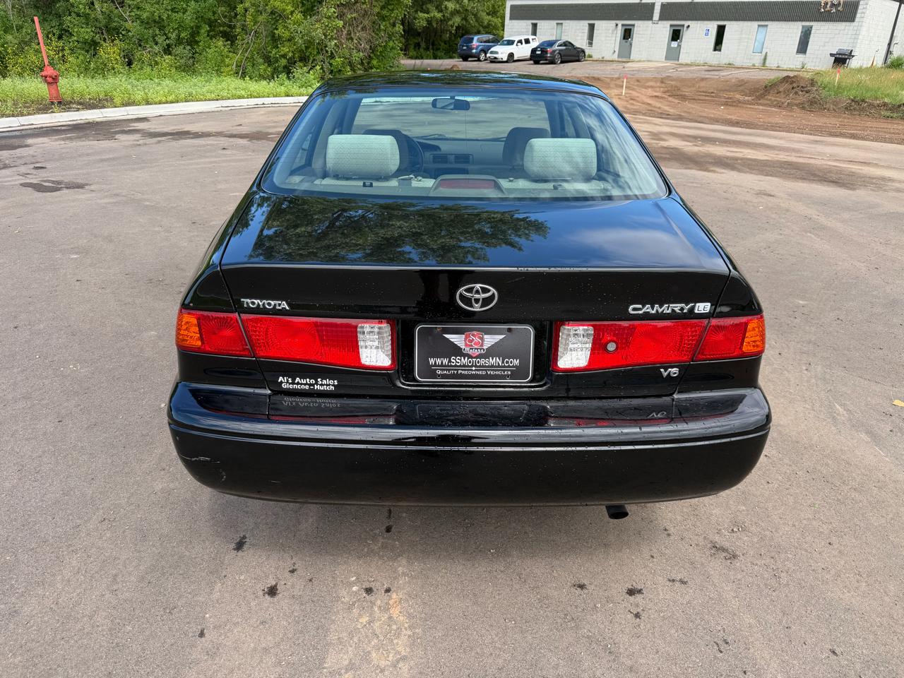 Toyota Camry LE V6 2000