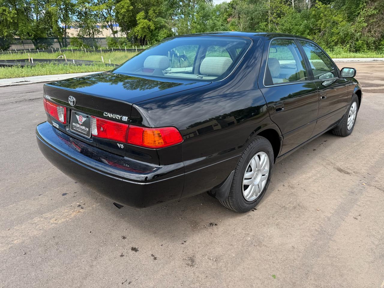 Toyota Camry LE V6 2000