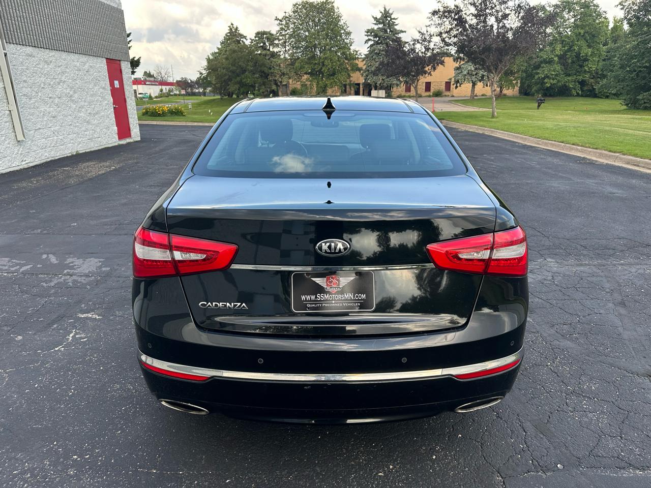 Kia Cadenza Limited 2014