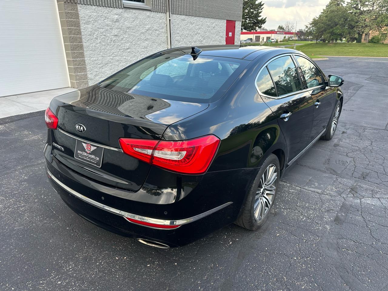 Kia Cadenza Limited 2014
