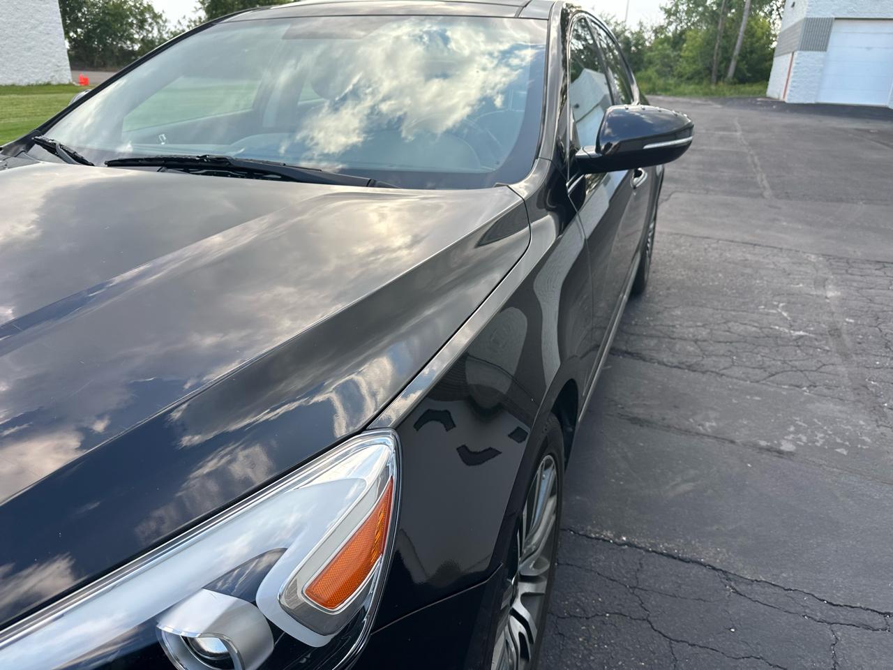 Kia Cadenza Limited 2014