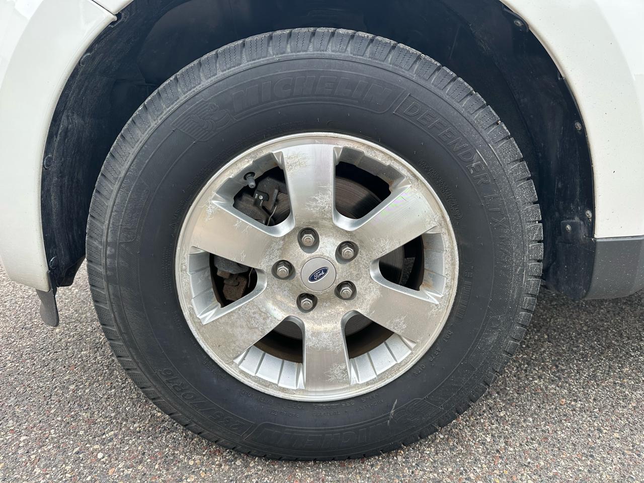 Ford Escape Hybrid 4WD 2011