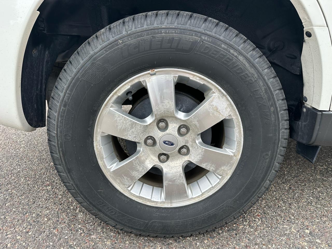 Ford Escape Hybrid 4WD 2011