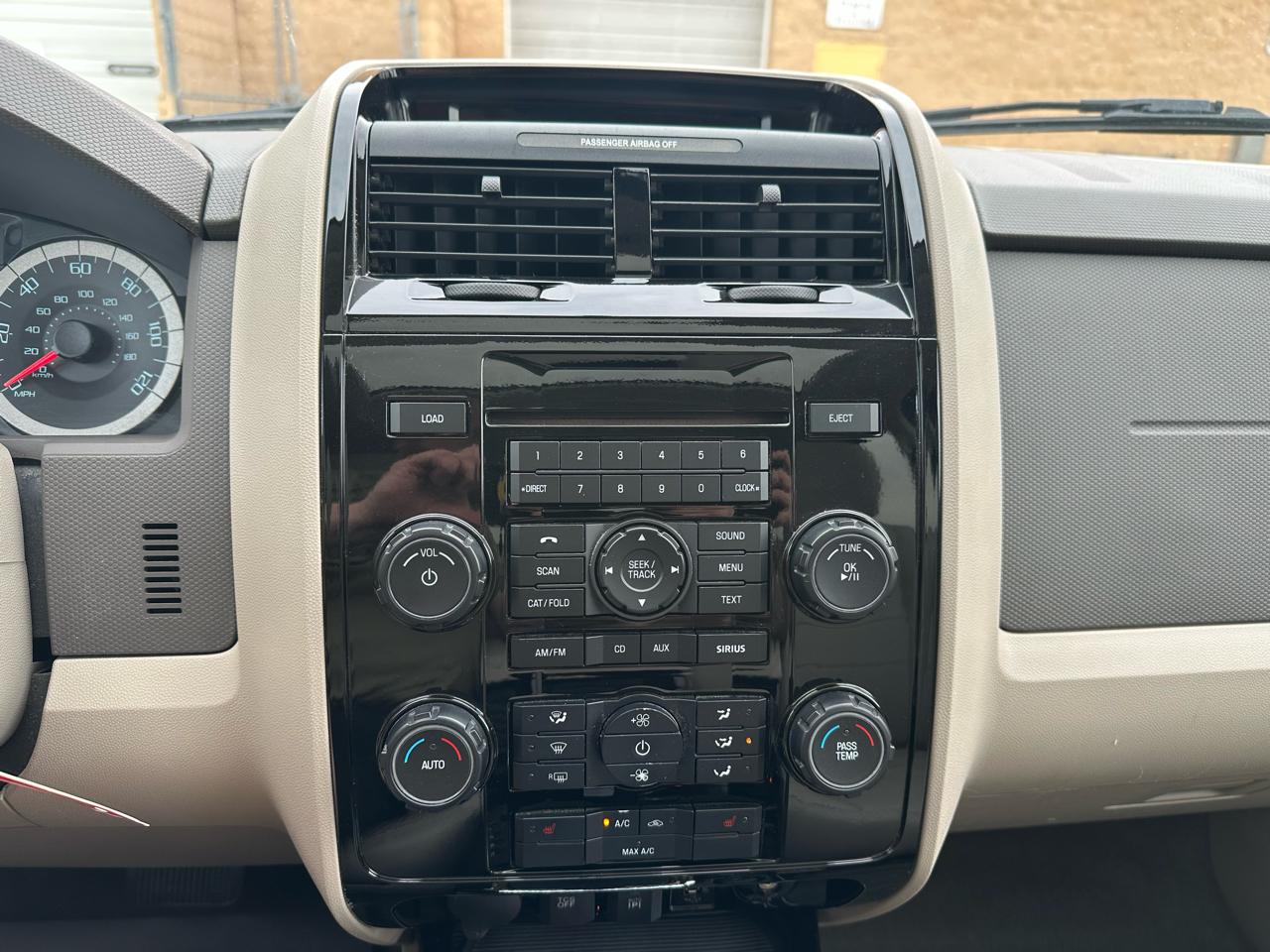 Ford Escape Hybrid 4WD 2011