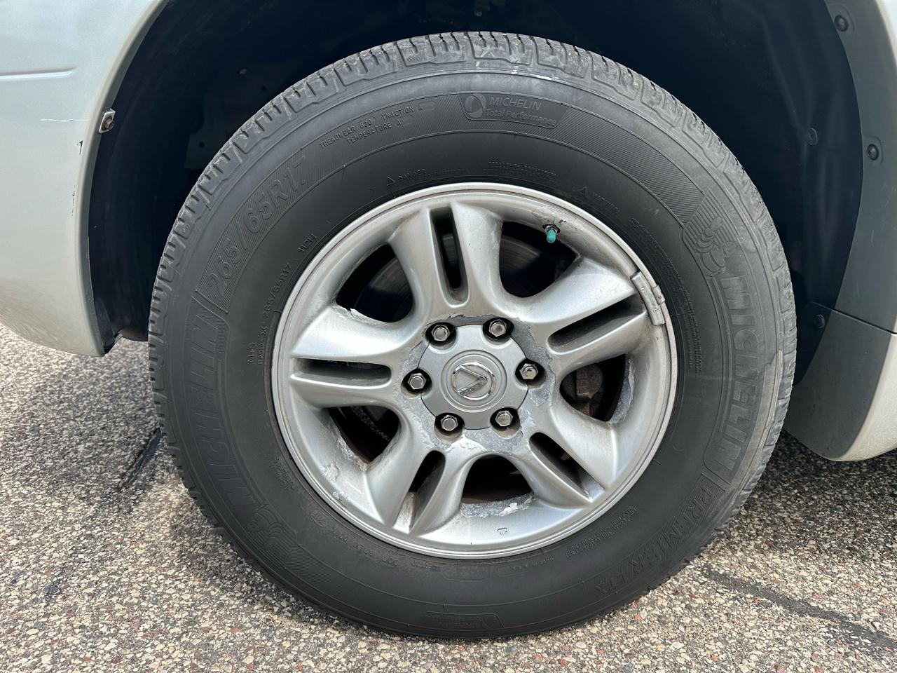 Lexus GX 470 Sport Utility 2004