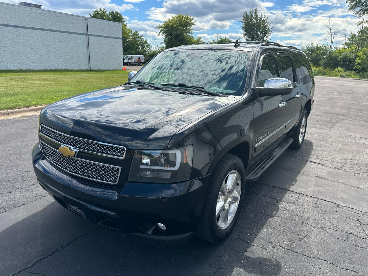 Chevrolet Suburban LTZ 1500 4WD 2013