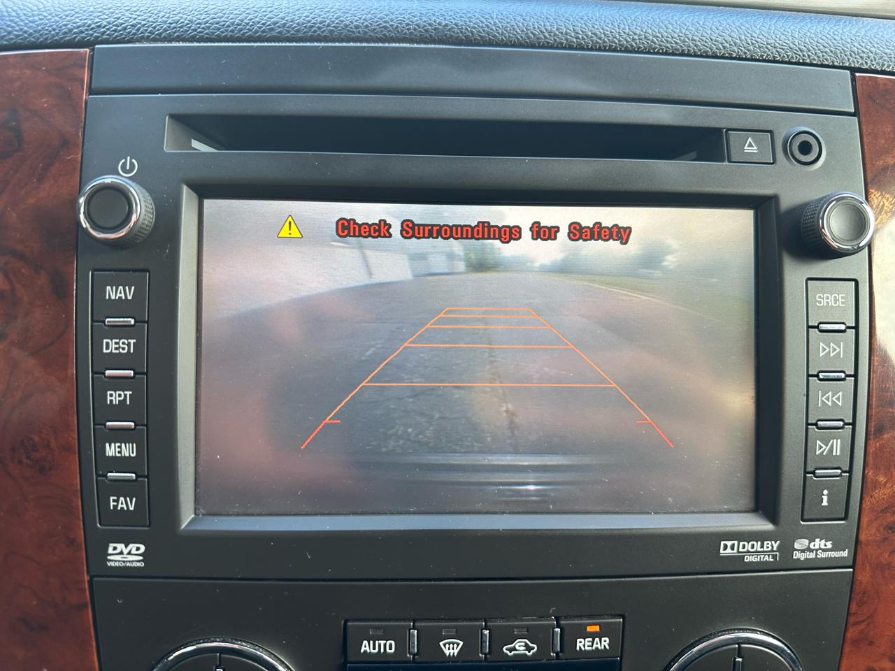 Chevrolet Suburban LTZ 1500 4WD 2013