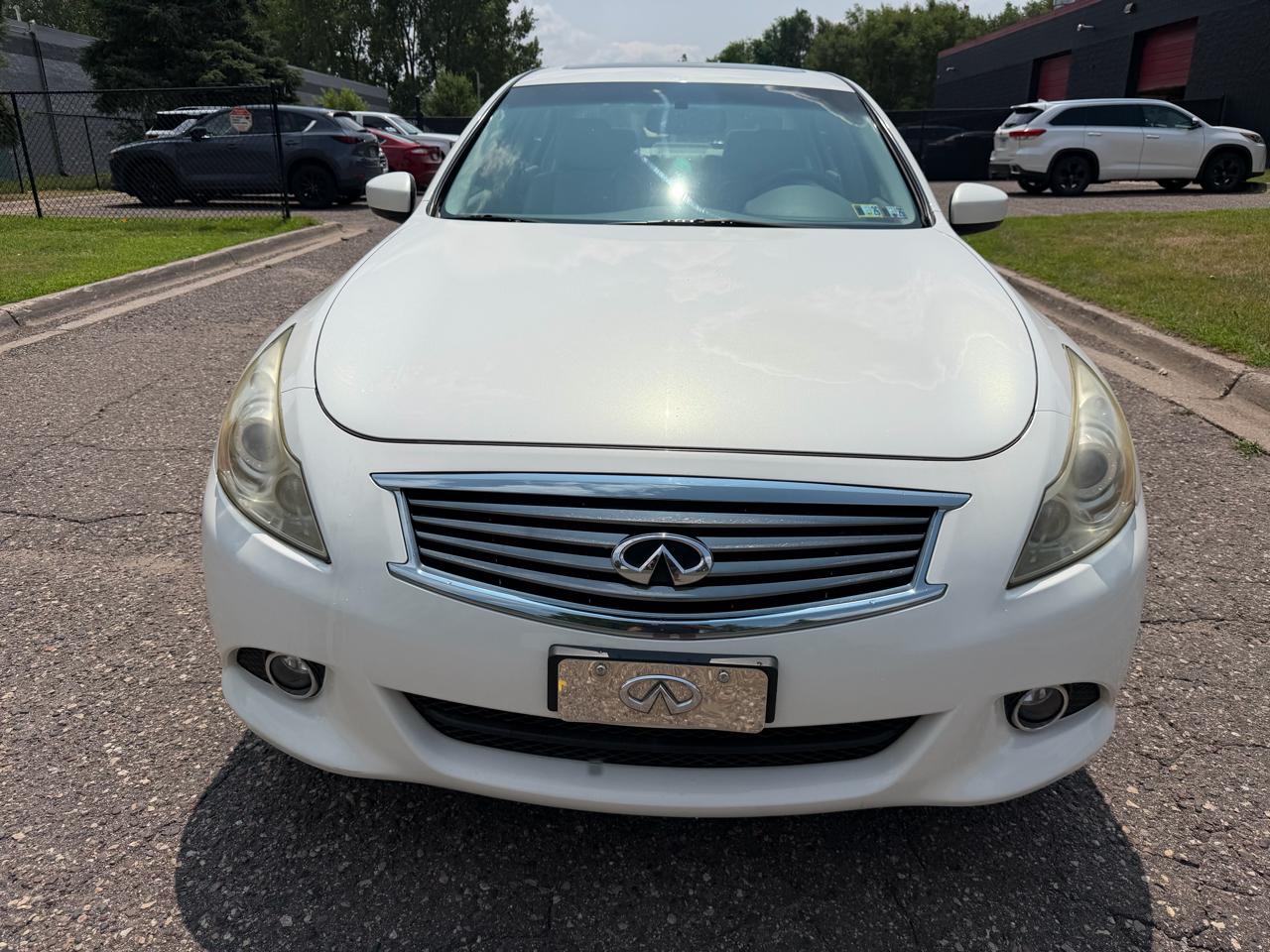 Infiniti G Sedan G25x AWD 2011
