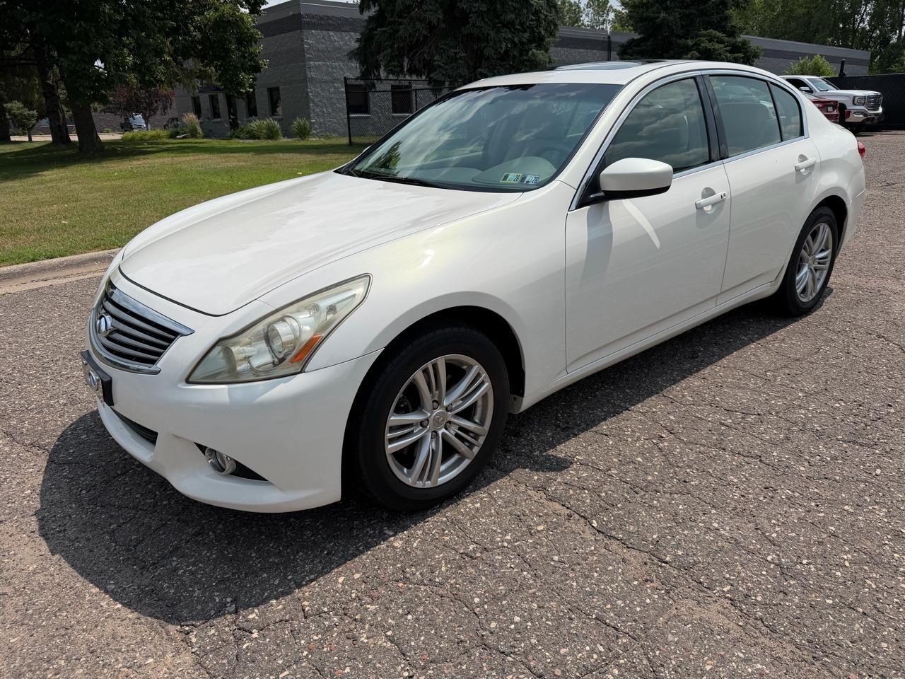 Infiniti G Sedan G25x AWD 2011