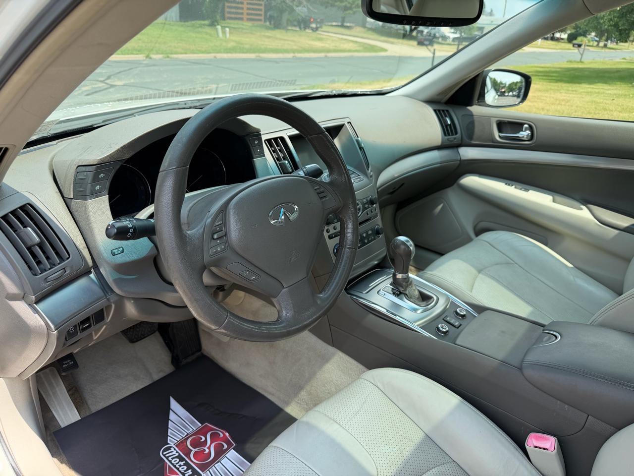 Infiniti G Sedan G25x AWD 2011