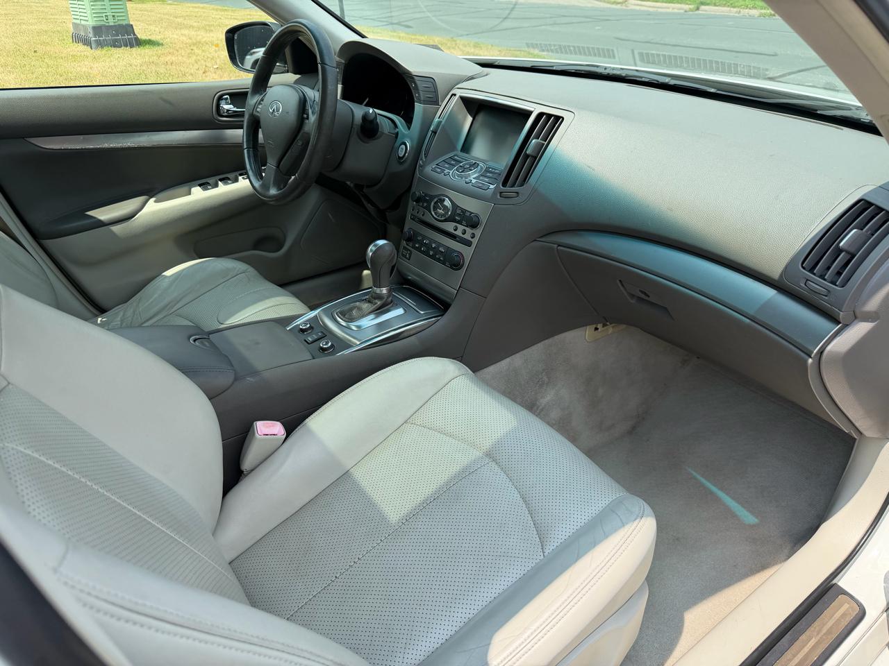 Infiniti G Sedan G25x AWD 2011