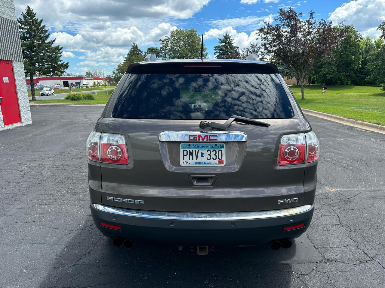 GMC Acadia SLT-2 AWD 2011