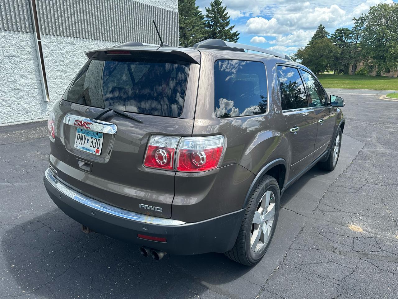 GMC Acadia SLT-2 AWD 2011
