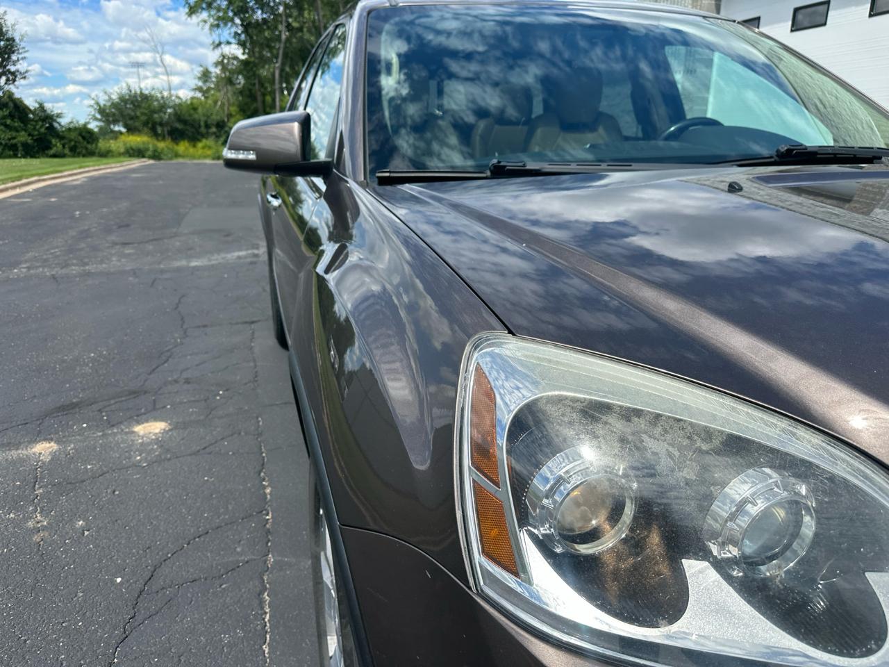 GMC Acadia SLT-2 AWD 2011
