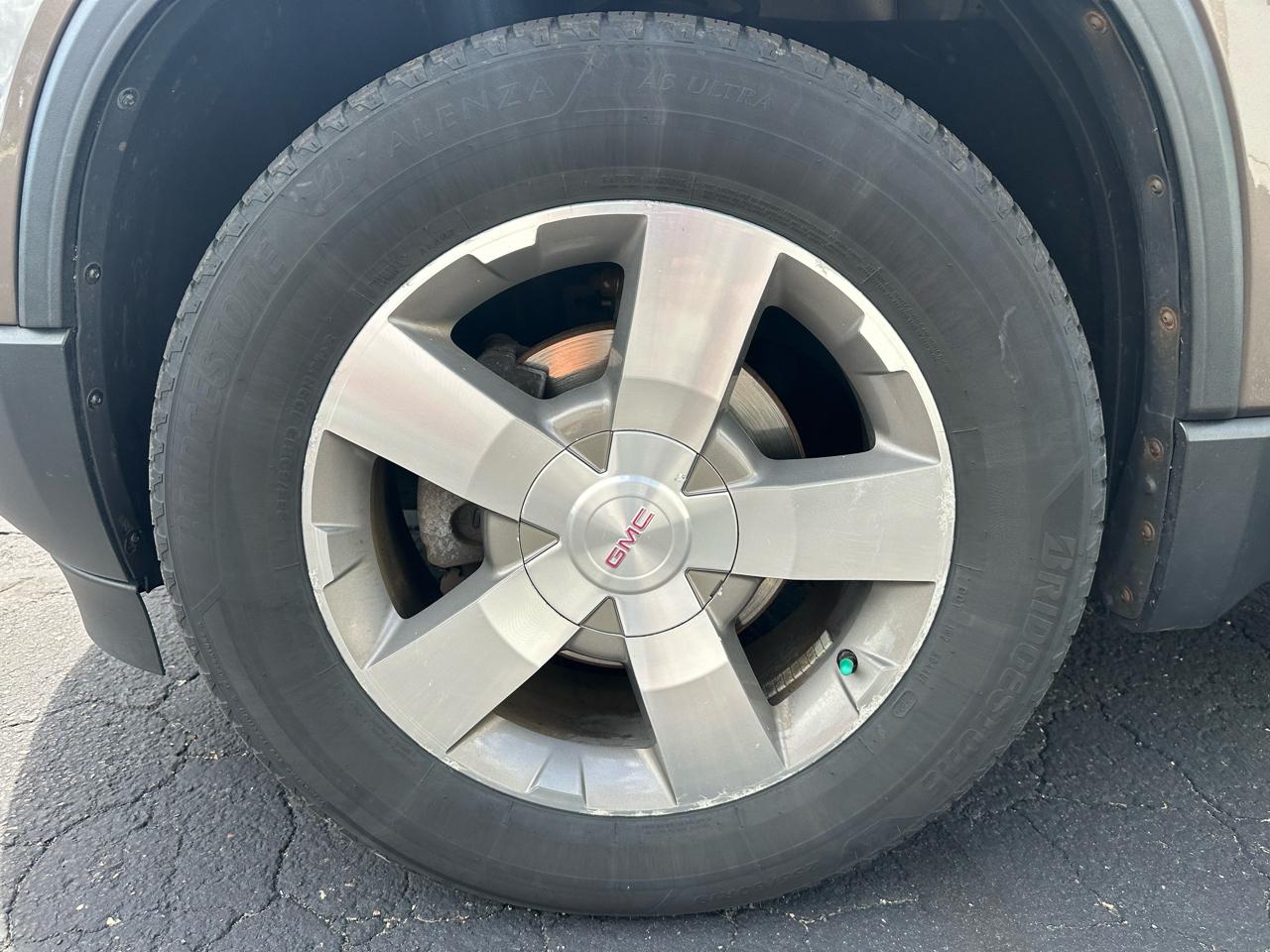 GMC Acadia SLT-2 AWD 2011