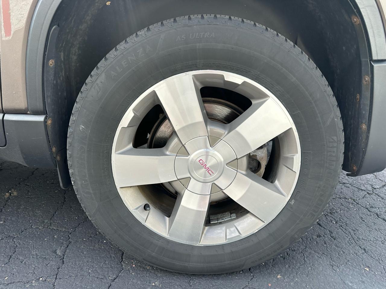 GMC Acadia SLT-2 AWD 2011