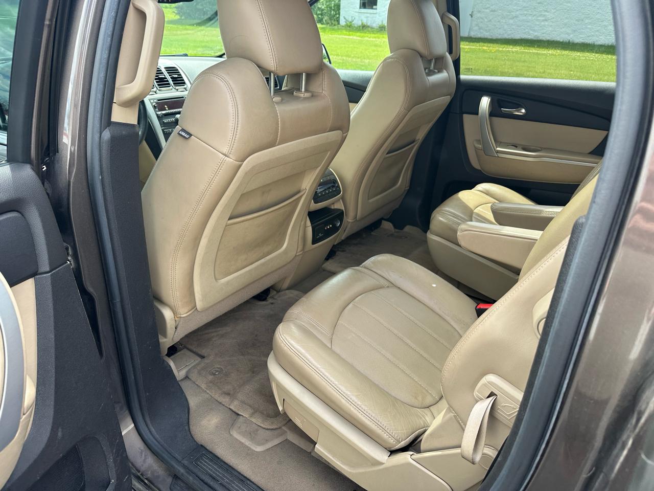 GMC Acadia SLT-2 AWD 2011