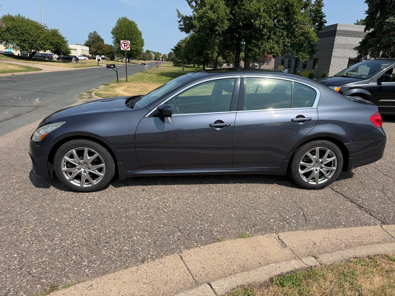 Infiniti G Sedan 37x AWD 2012