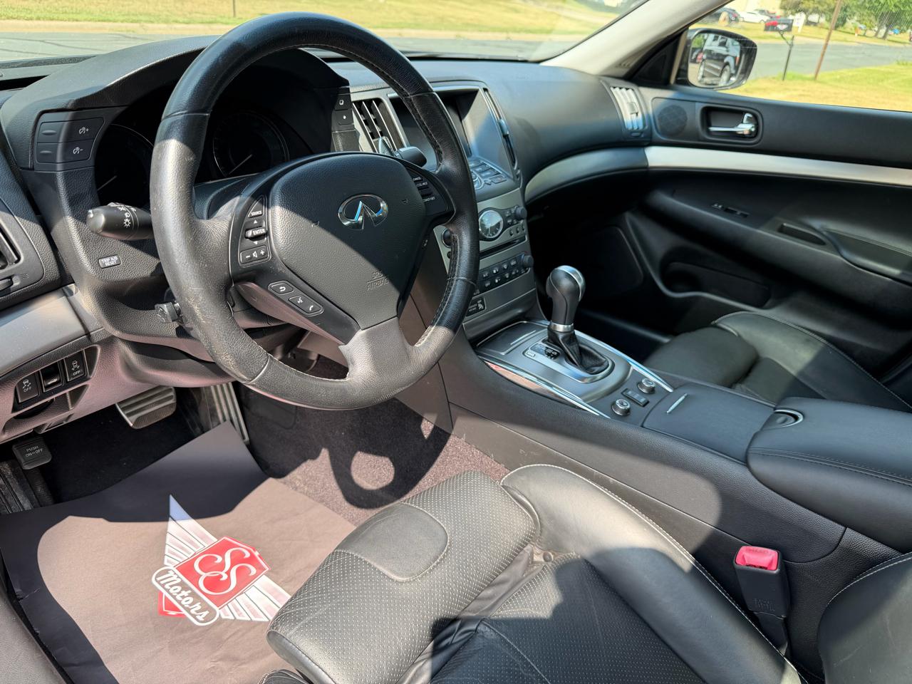Infiniti G Sedan 37x AWD 2012