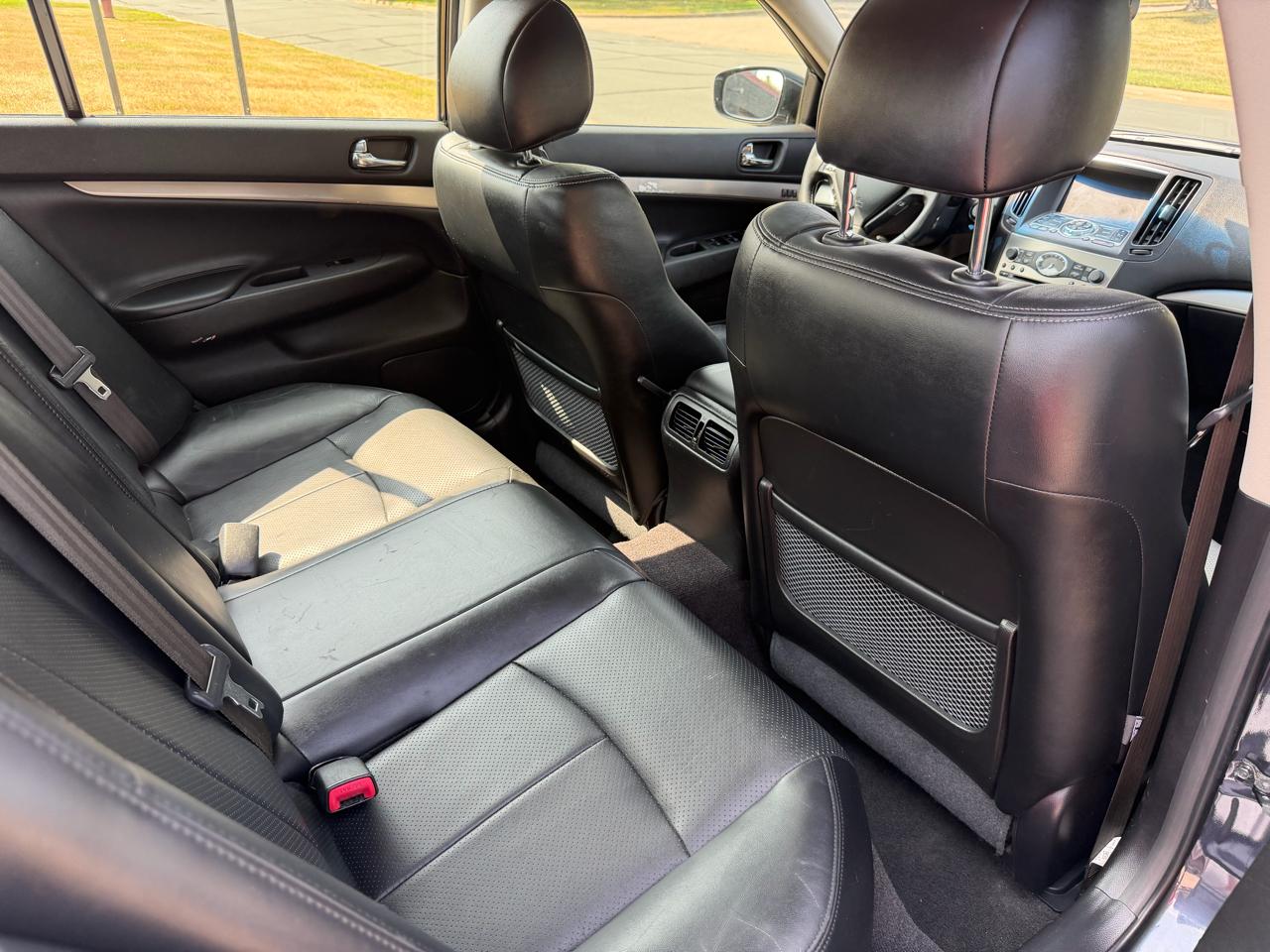 Infiniti G Sedan 37x AWD 2012