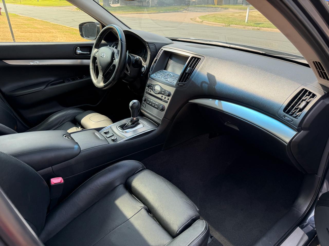 Infiniti G Sedan 37x AWD 2012