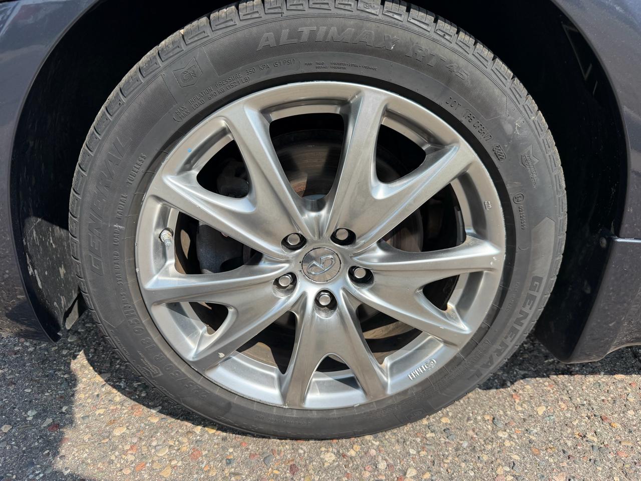 Infiniti G Sedan 37x AWD 2012