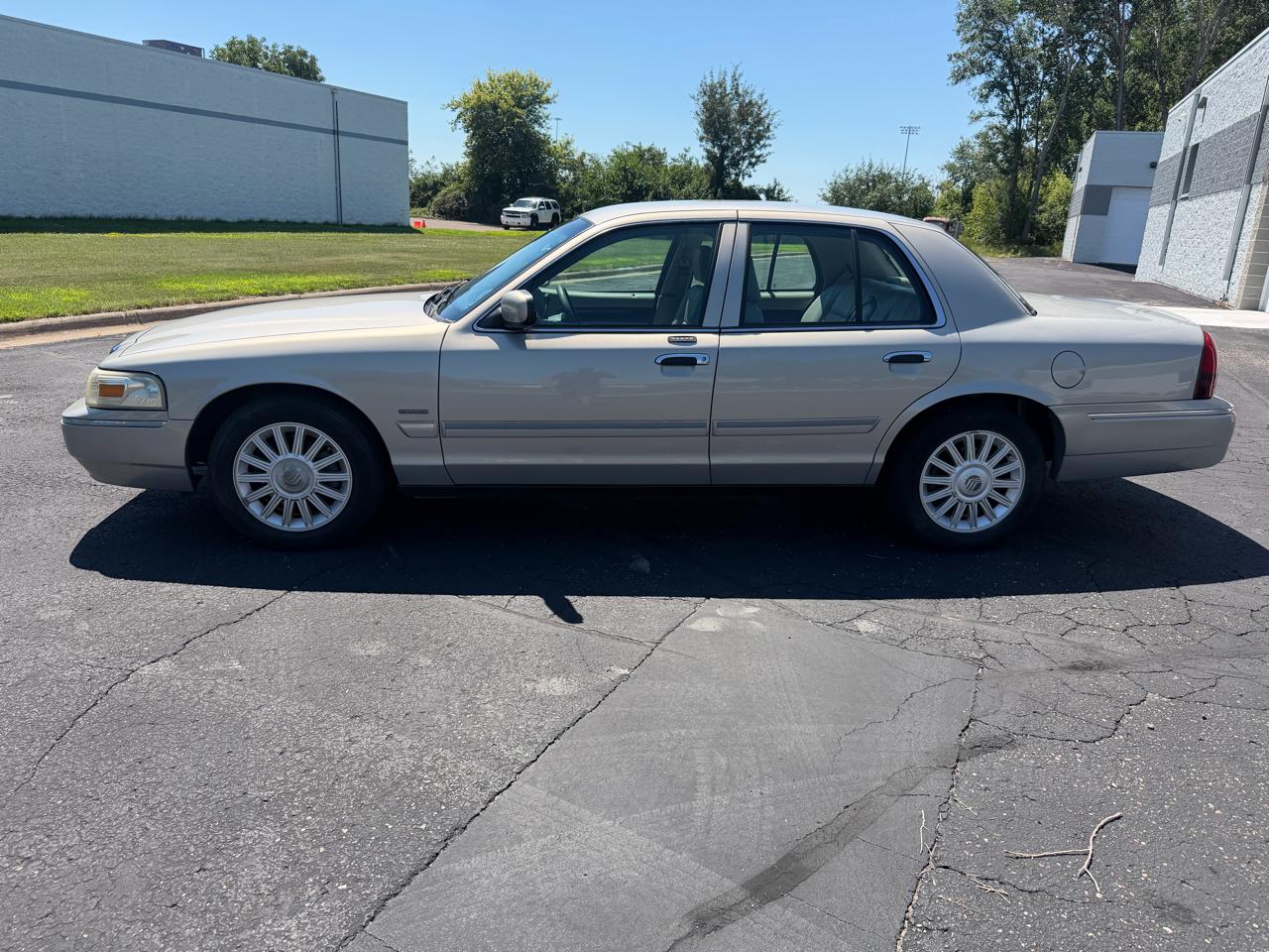 Mercury Grand Marquis LS 2010