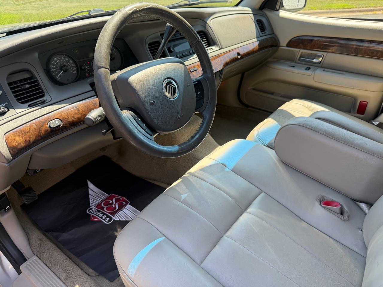 Mercury Grand Marquis LS 2010