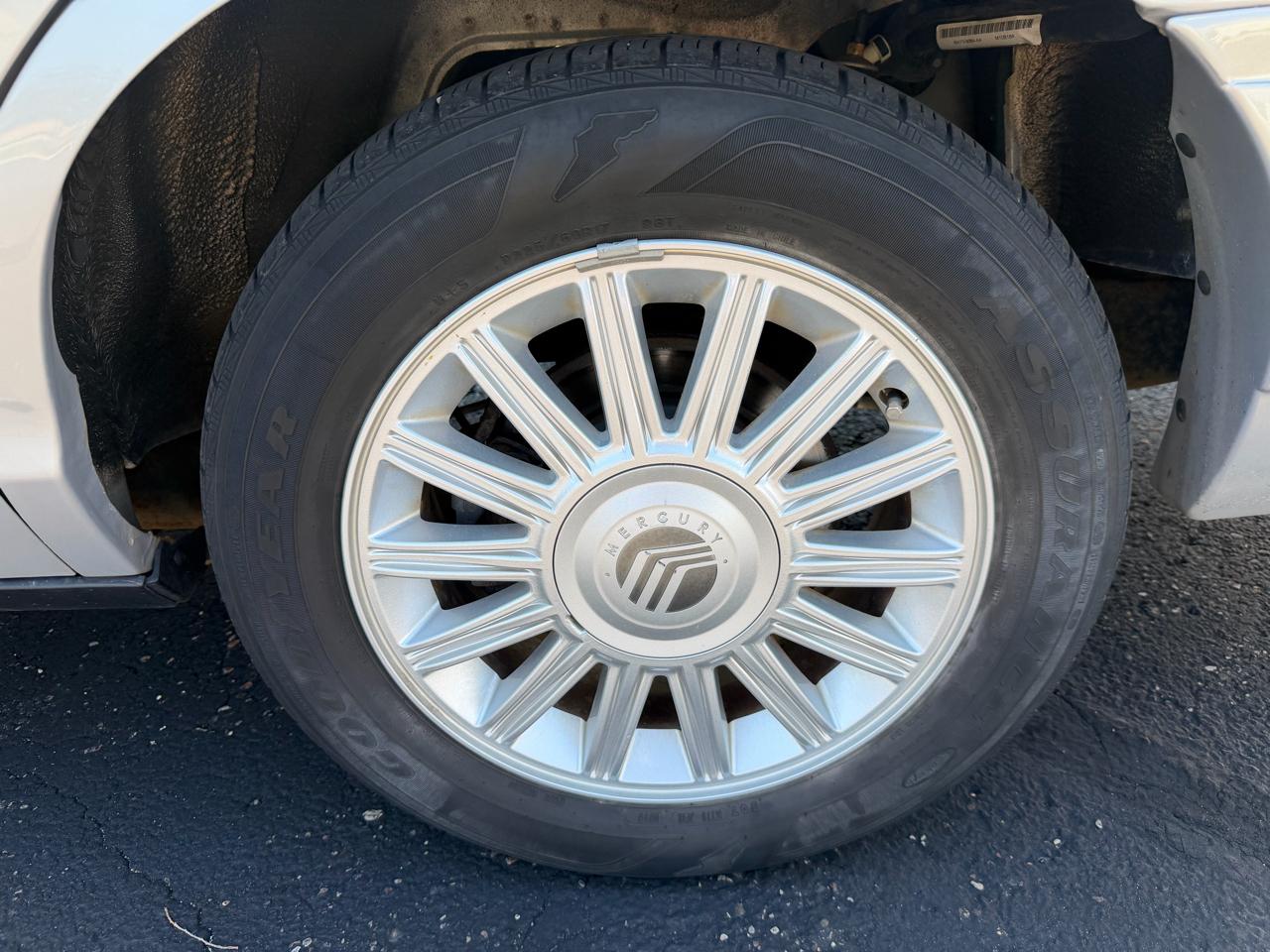 Mercury Grand Marquis LS 2010