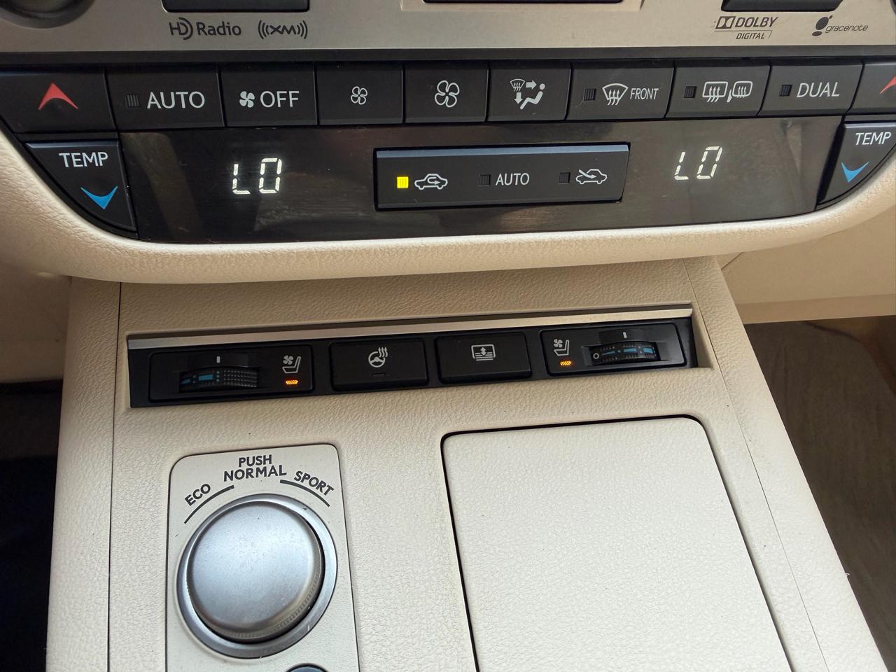 Lexus ES  2014