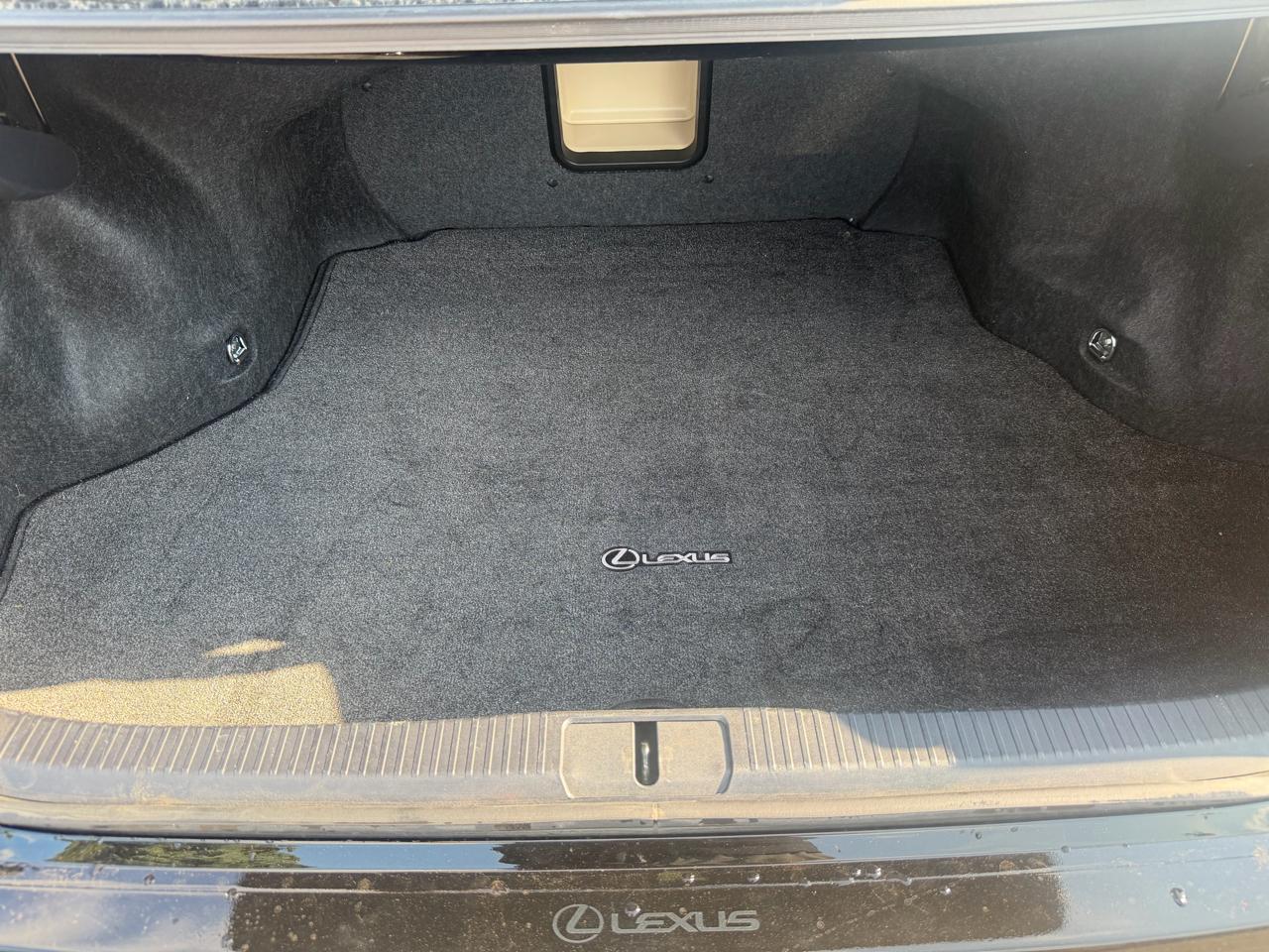 Lexus ES  2014