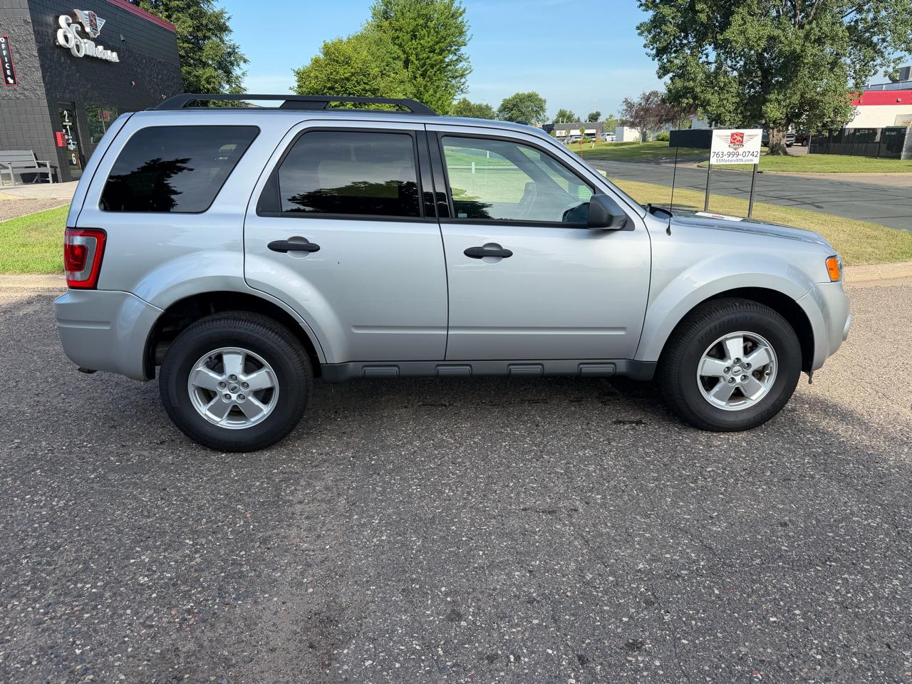 Ford Escape  2010