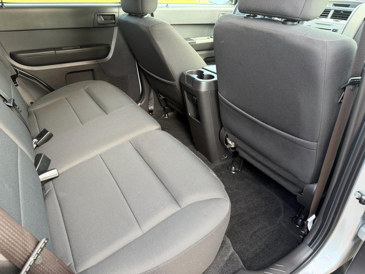 Ford Escape  2010