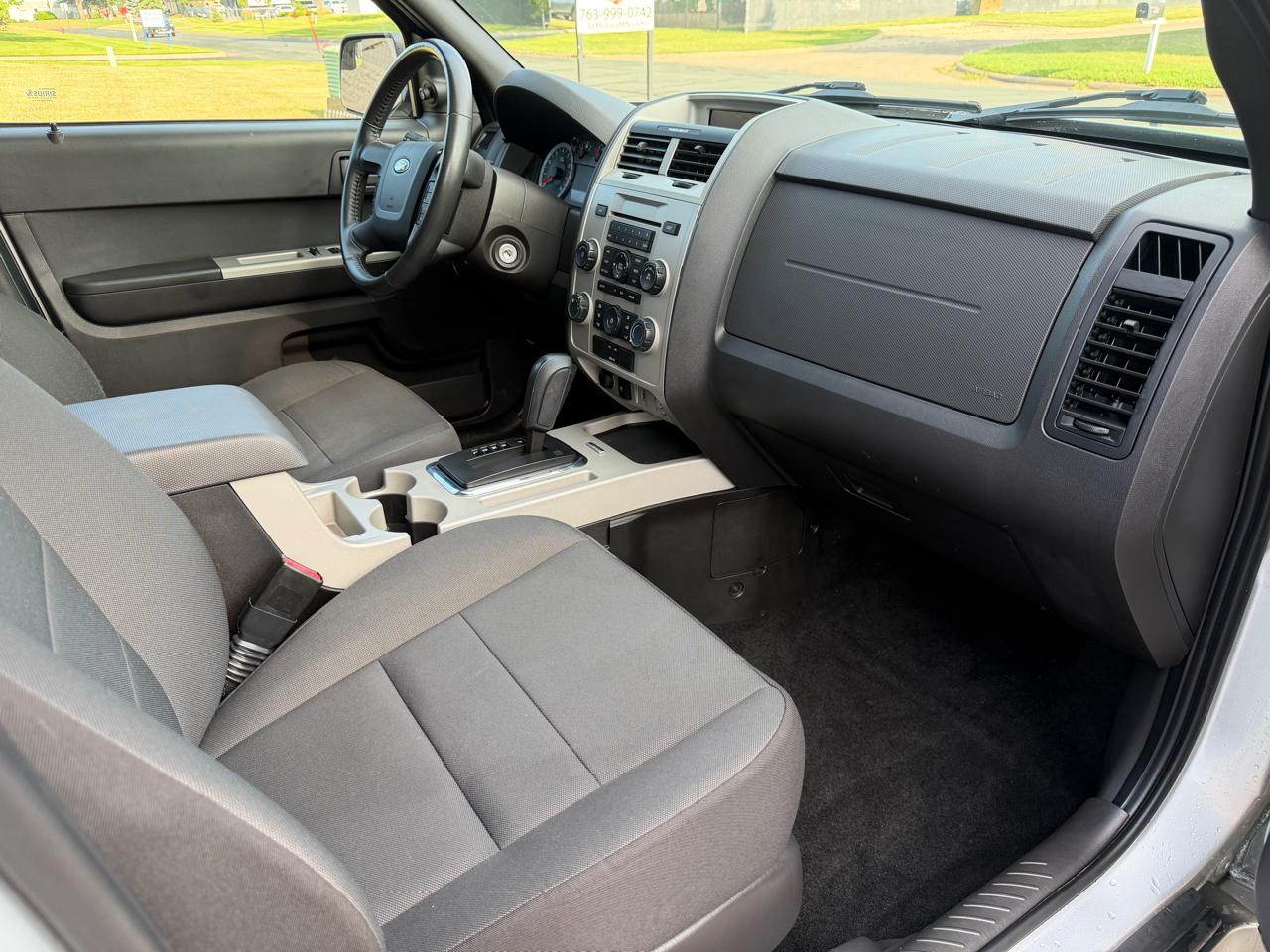 Ford Escape  2010