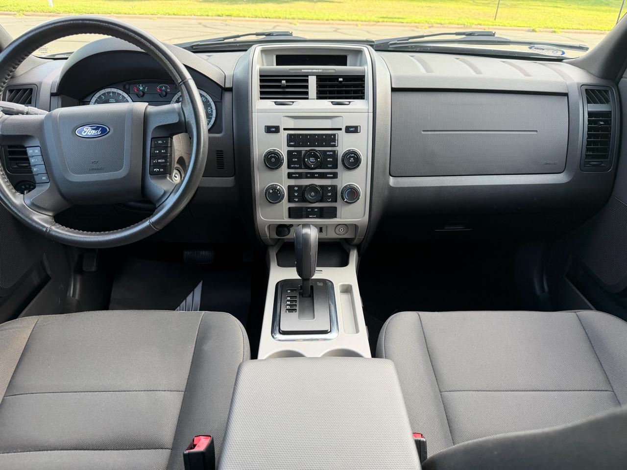 Ford Escape  2010