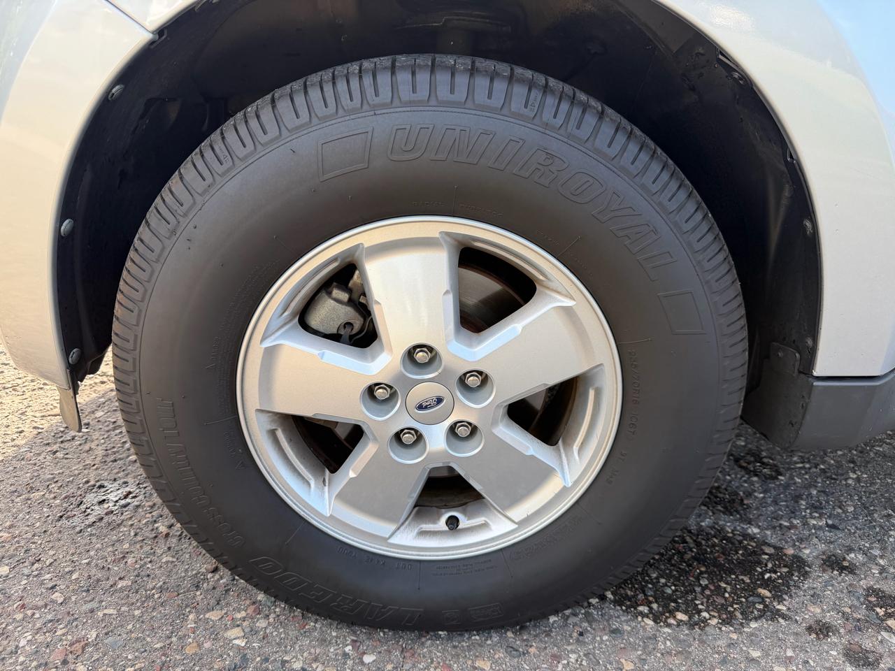 Ford Escape  2010