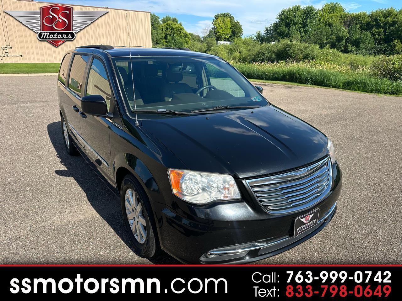 2015 Chrysler Town & Country Touring