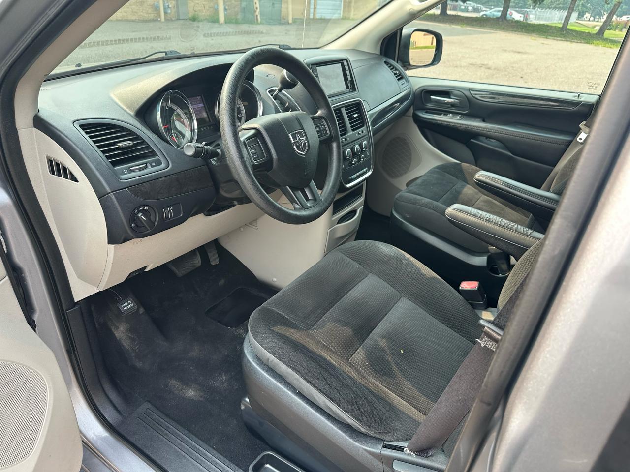 Dodge Grand Caravan SE 2019