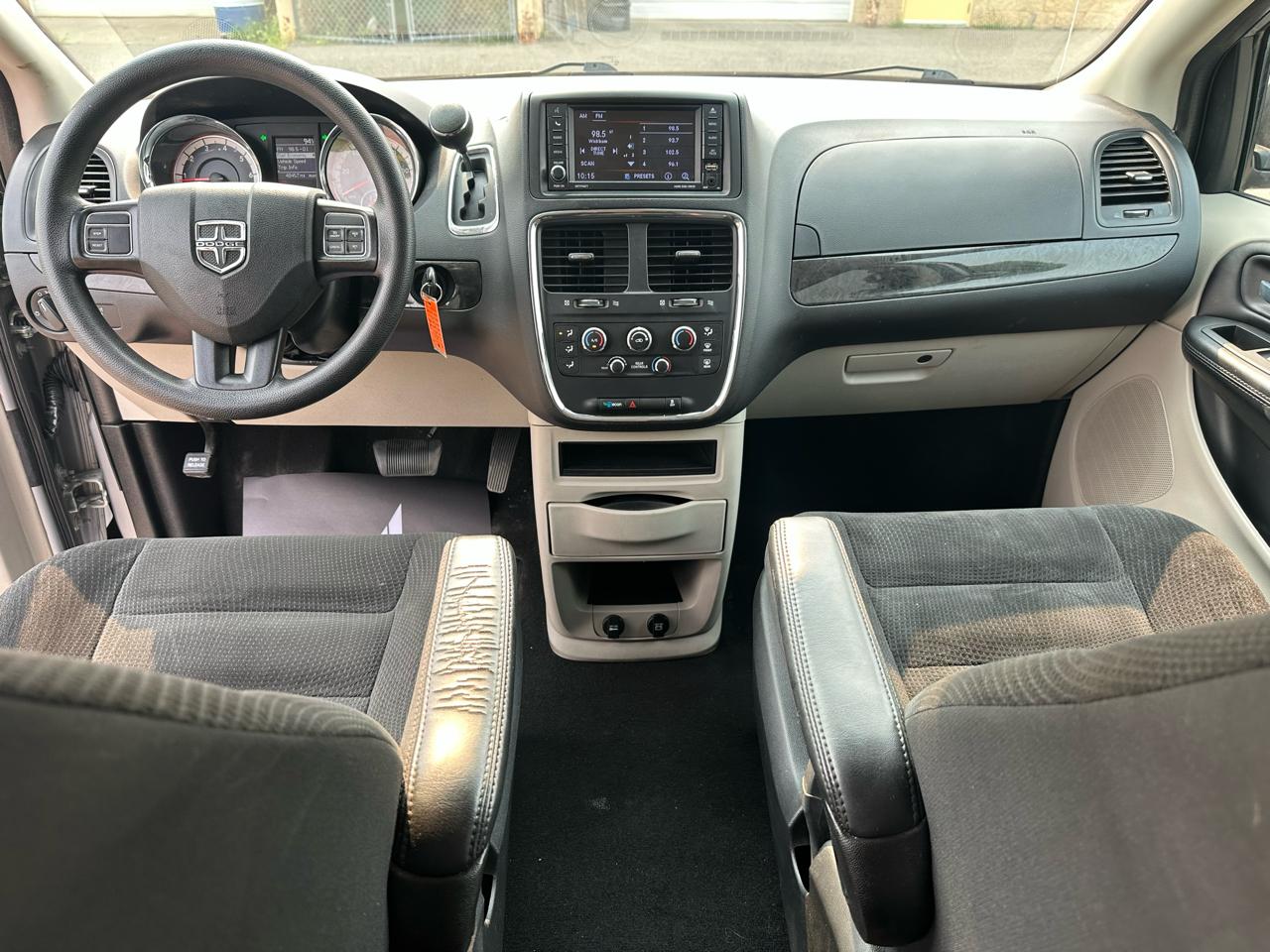 Dodge Grand Caravan SE 2019