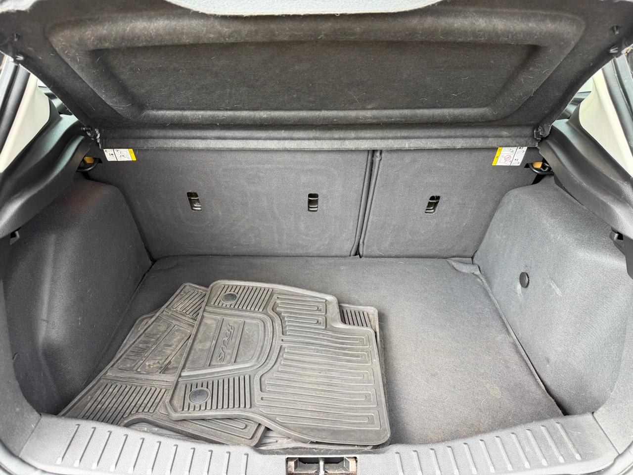 Ford Focus SE Hatch 2014